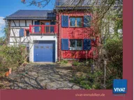 Titelbild für GRUNDSTÜCK UND GEBÄUDE: Die genaue Baugeschichte dieses außergewöhnlichen Hauses ist